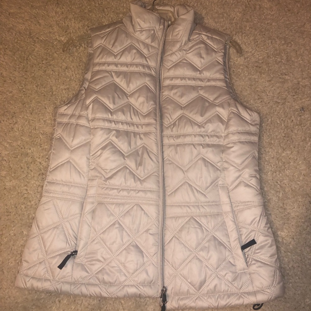 White vest